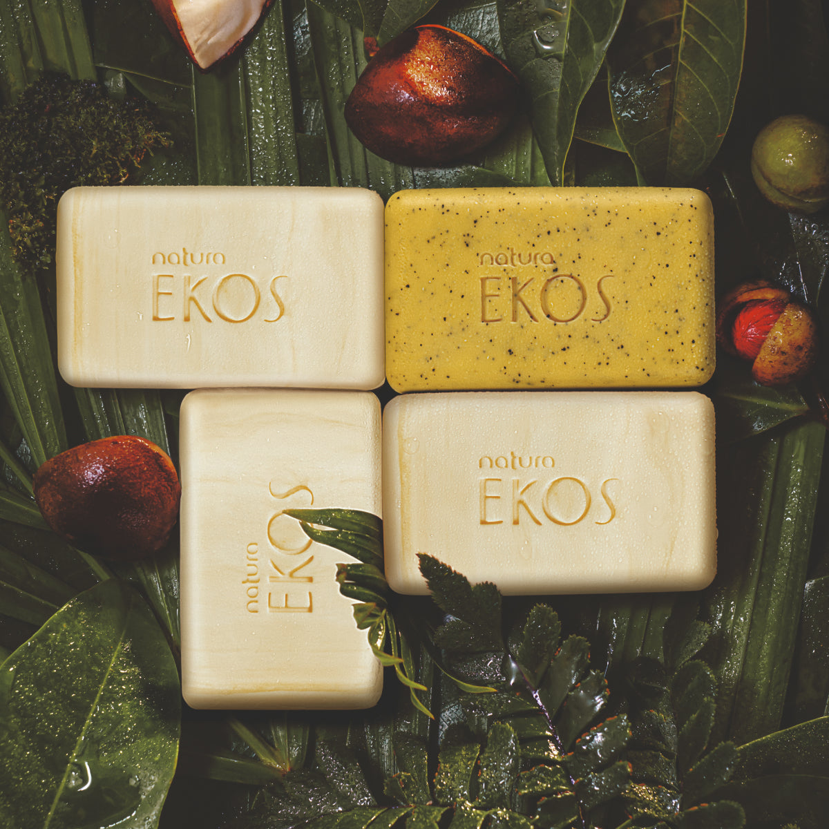 Natura Ekos Maracujá Creamy &amp; Exfoliating Soap Bar Set – 4 × 100 g